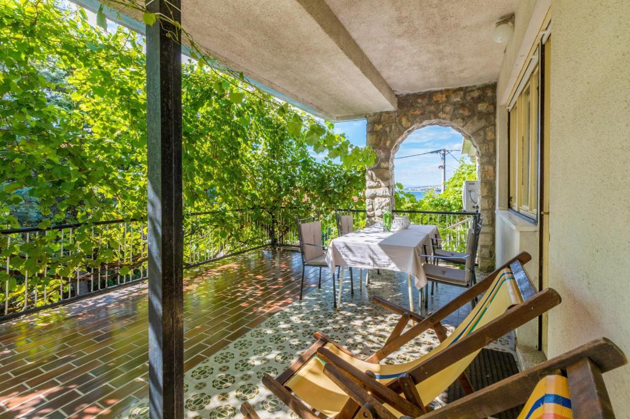 Apartments With A Parking Space Selce, Crikvenica - 2381 Exterior foto